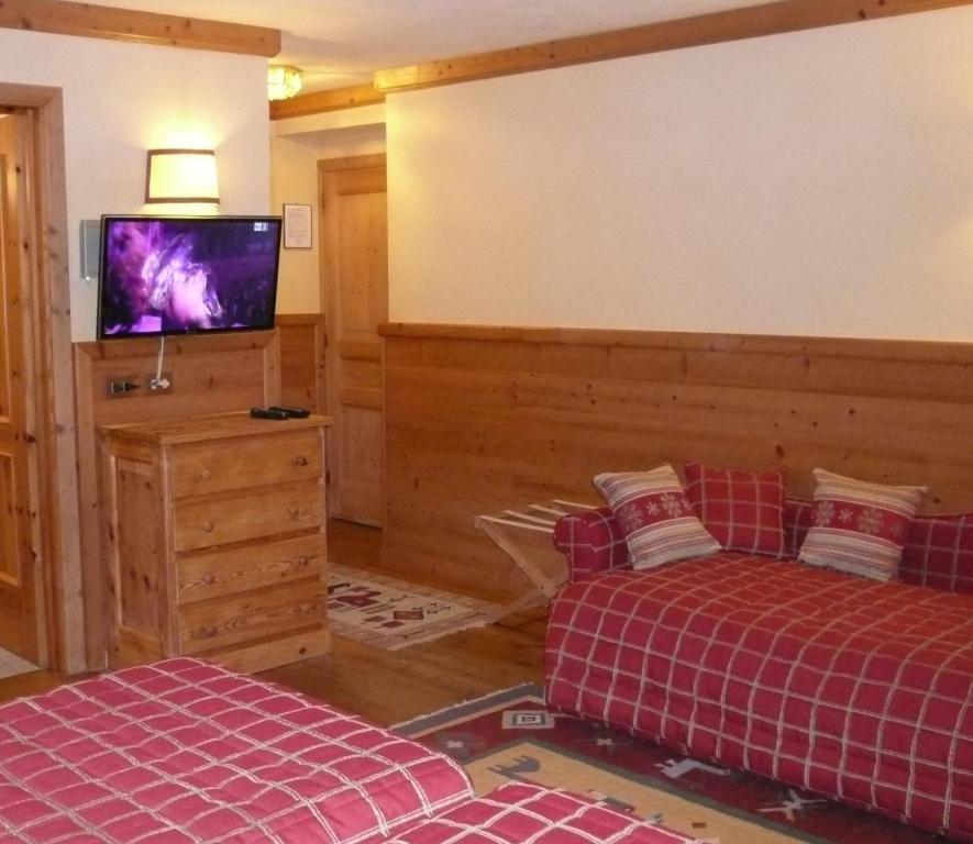 Hotel Mignon Breuil-Cervinia Habitación foto