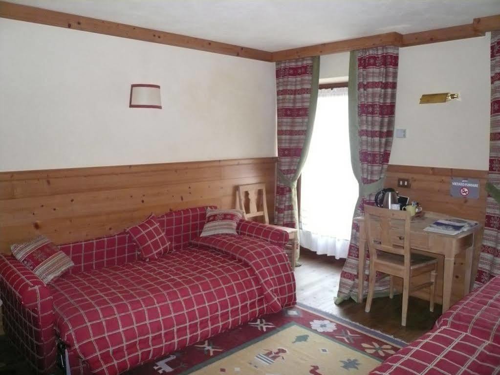 Hotel Mignon Breuil-Cervinia Exterior foto
