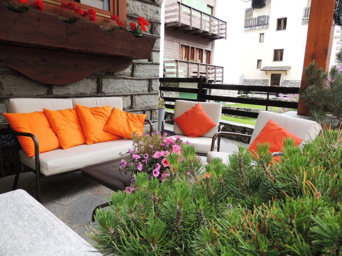 Hotel Mignon Breuil-Cervinia Exterior foto